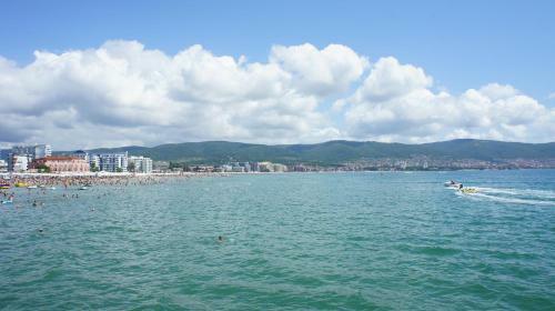 Miramar Front Beach Self Catering Apartments