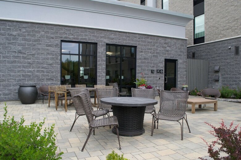 Hotel Hampton Inn & Suites By Hilton Fredericton