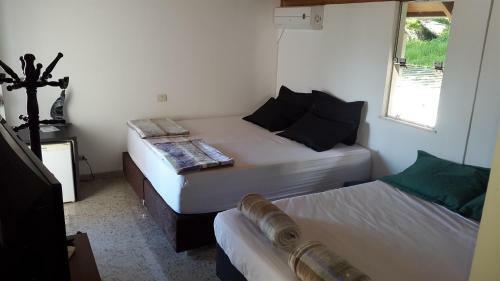 Hostal Pousada Cabe�udas