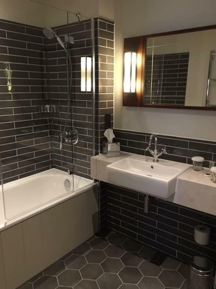 Tortworth Court Four Pillars Hotel