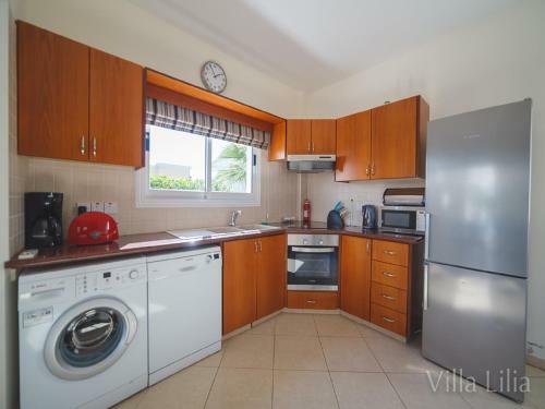 Villa Natalia Coral Bay