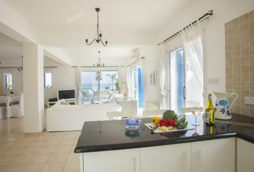 Mimoza Seafront Villa