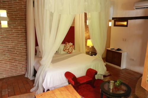 Hotel Casa De Los Reyes By Hmc