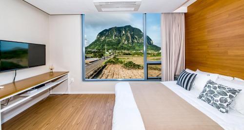 Hotel Lucid M