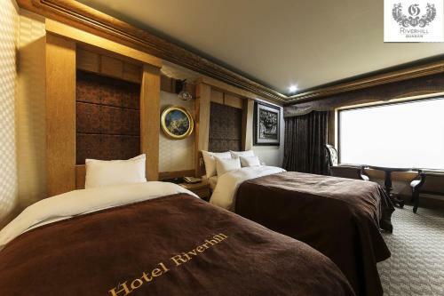 Gunsan River Hill Tourist Hotel