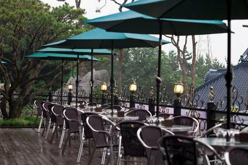 Gunsan River Hill Tourist Hotel