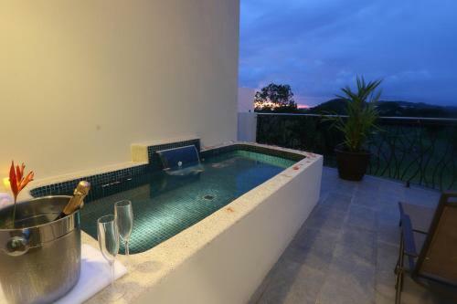 Hotel Sky Penthouses At Oceano