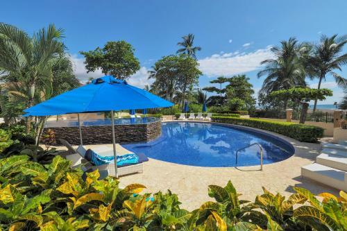 Apartamento Ocean Terrace, Beachfront- A505