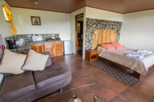 Rainbow Valley Lodge Costa Rica