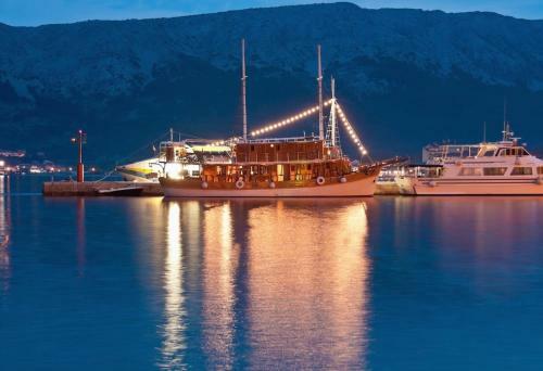 Hostal Guest House Villa Baska
