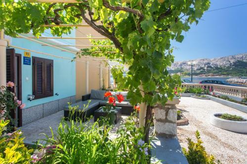 Hostal Guest House Villa Baska