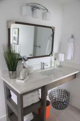 Apothic Boutique B&B