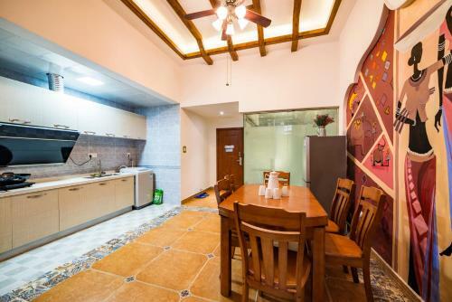 Zhangjiajie Exotic Style Hotel
