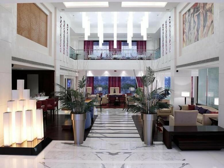 Hotel Pride Park Premier