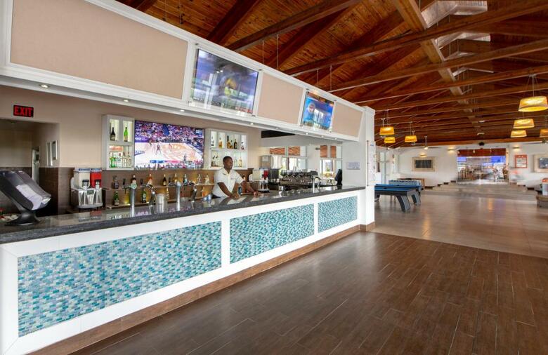 Hotel Viva Wyndham Fortuna Beach