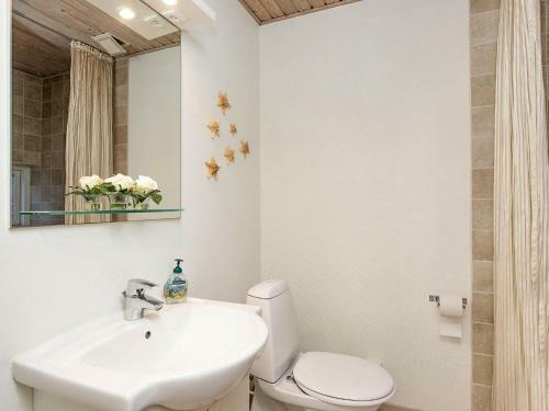 Holiday Home Paradiset II