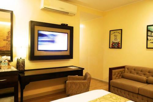 Palm Grass Hotel