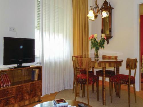 Two-bedroom Holiday Home In Moravske Toplice