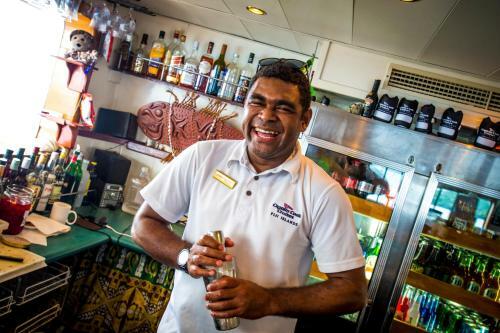 Captain Cook Cruises Fiji - Reef Endeavour