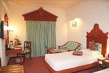 Hotel Ambica Empire