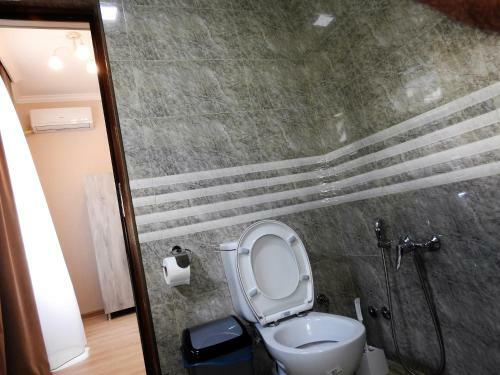 Hostal White Hotel