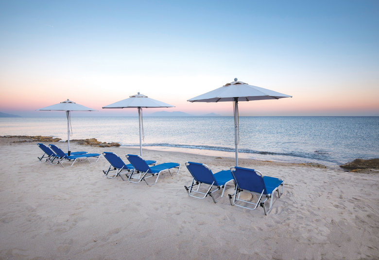 Grand Blue Beach Hotel