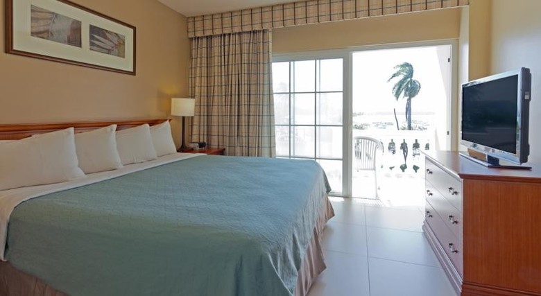 Country Inn & Suites By Carlson Panam� Canal Hotel