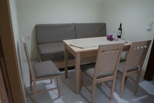 Angela Apartments