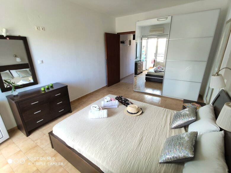 Kostas Apartments
