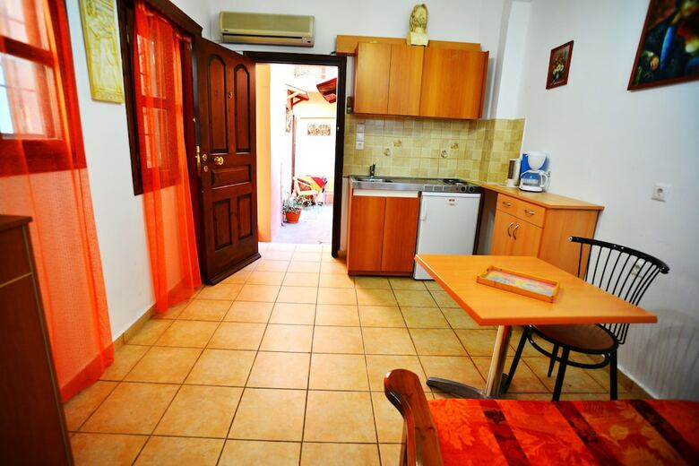 Hostal Olympos Pension