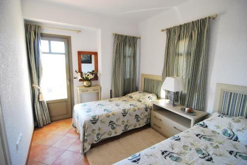 Elaia Villas