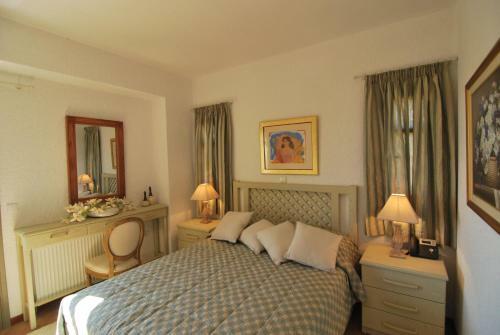 Elaia Villas