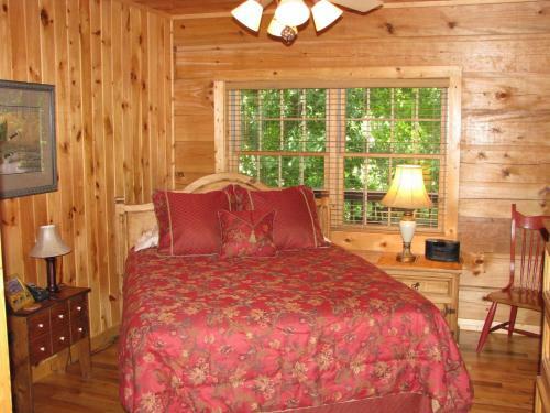 Arbor Den Log Cabin