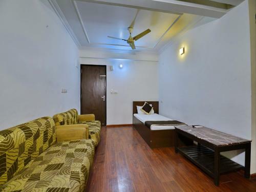 Hotel Oyo Premium Jaipur Junction