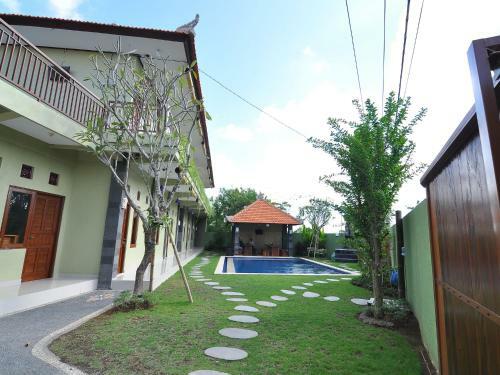 Bed & Breakfast Cempaka Mas Guesthouse