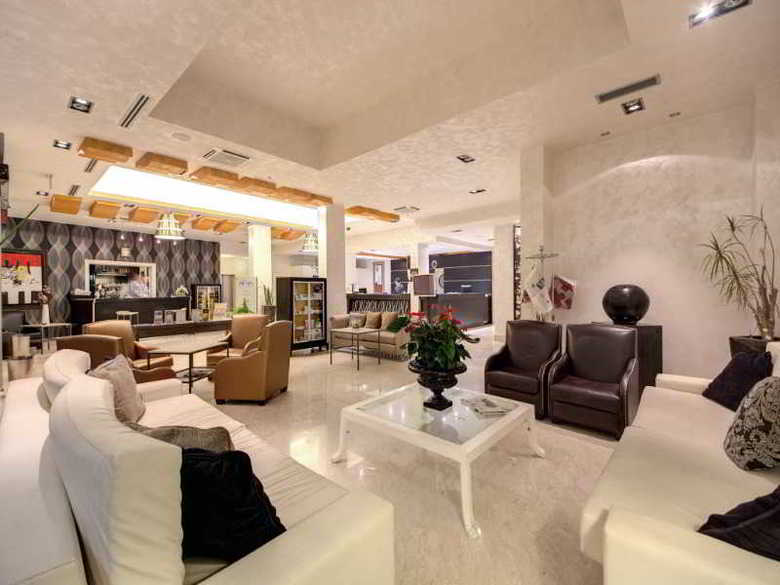 Aga Hotel