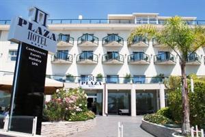 Aga Hotel