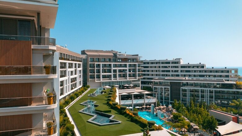 The Sense Deluxe Hotel