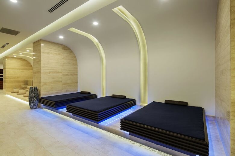 The Sense Deluxe Hotel