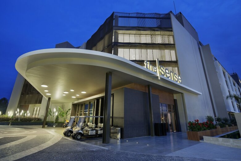 The Sense Deluxe Hotel