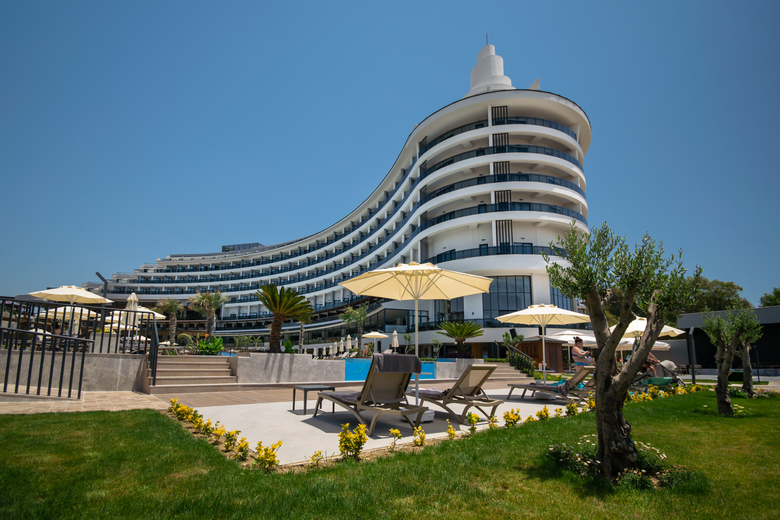Hotel Emir Beach