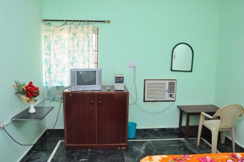 Hostal Castelinho's Home Away From Home