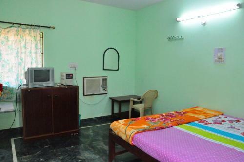Hostal Castelinho's Home Away From Home