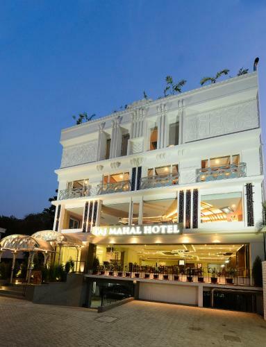 Taj Mahal Hotel