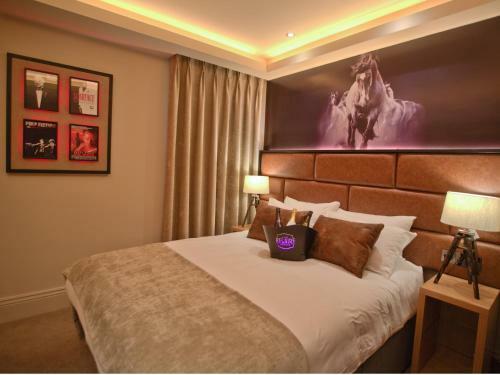 Spanish Arch Hotel