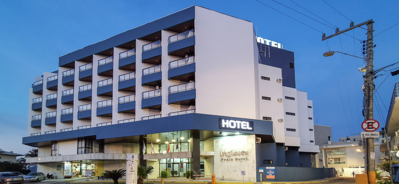 Ingleses Praia Hotel