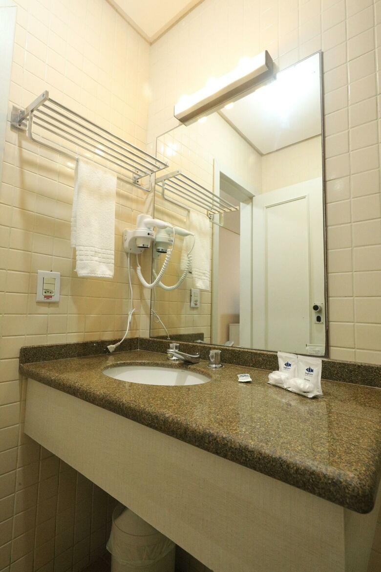 Ingleses Praia Hotel