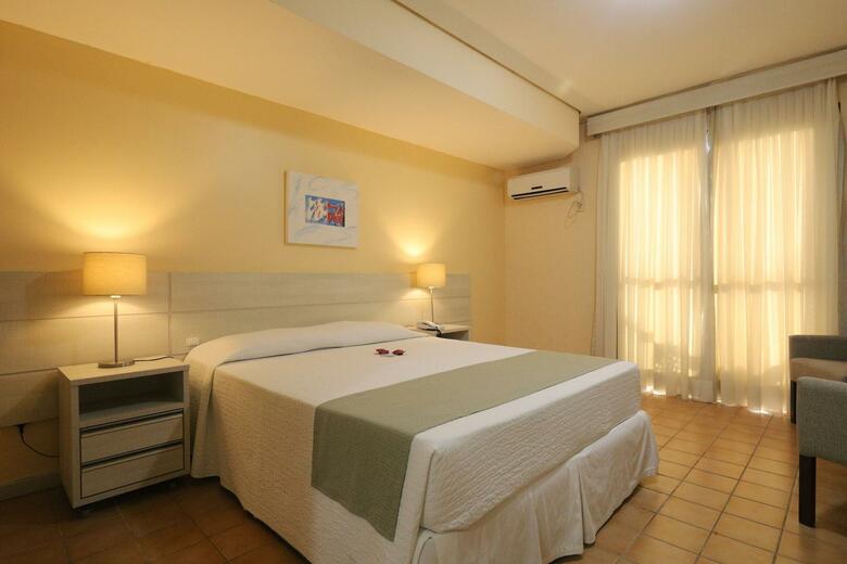 Ingleses Praia Hotel