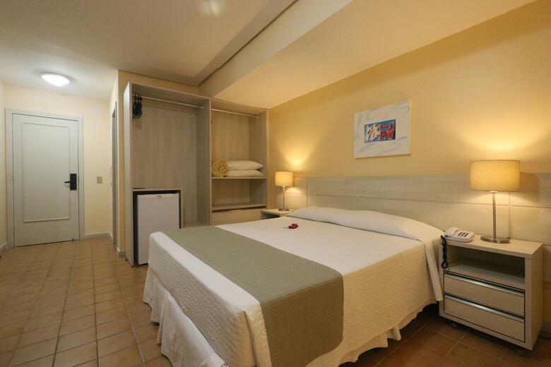 Ingleses Praia Hotel