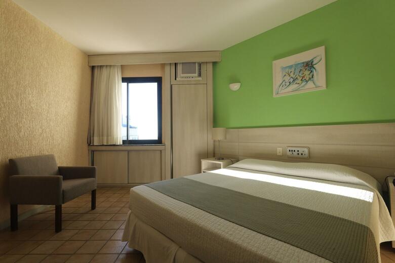 Ingleses Praia Hotel